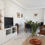 Le Piree T2 Palm Beach Place De L Etang